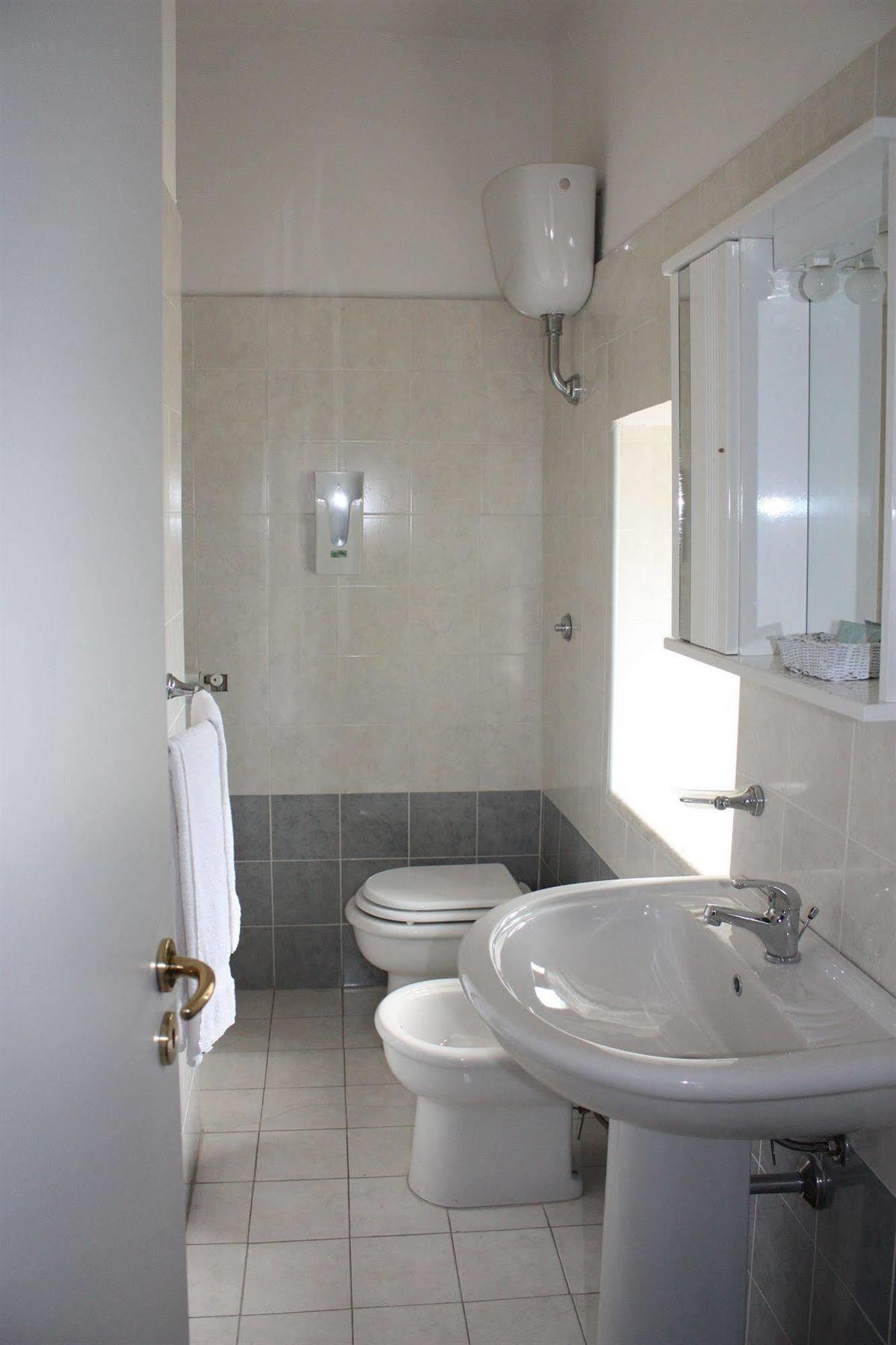 Hotel Sant'Agostino Paola Ngoại thất bức ảnh